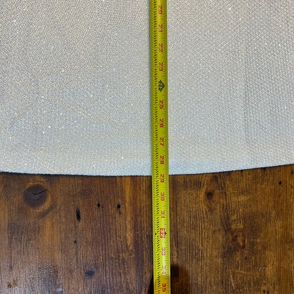 NWT!!! St John Sparkling Sequin Short Sleeve White Top Key Hole in Back K520051 - Picture 10 of 13